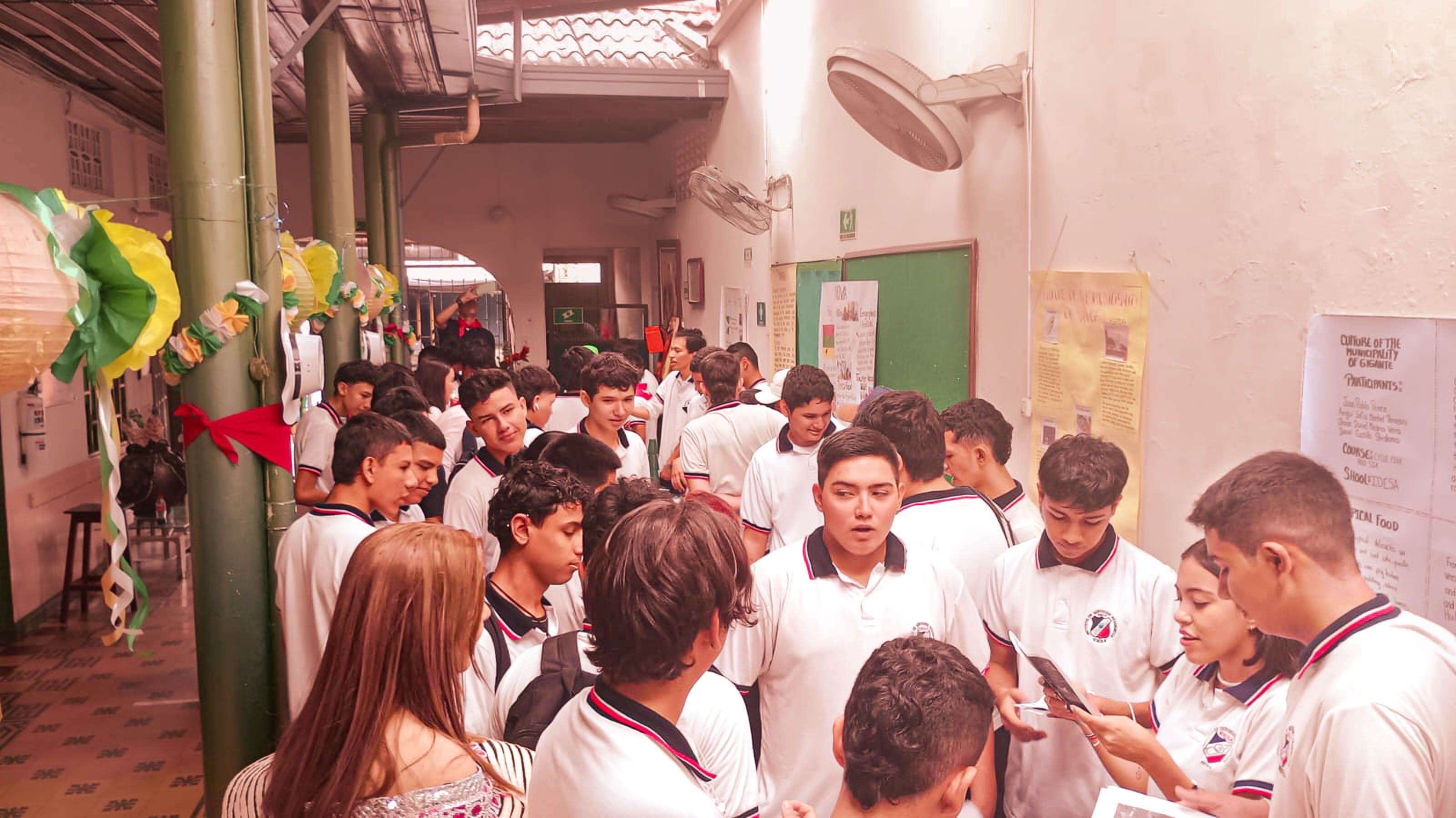🌟 ¡Celebremos la Huilensidad con orgullo en el Colegio Idesa! 🌟 - Imagen 1