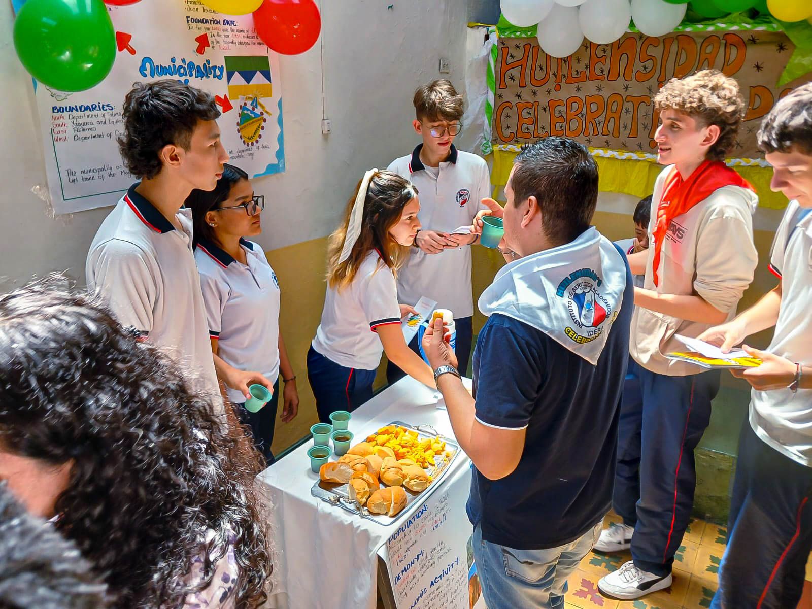 🎉 Celebración del Día de la Huilensidad en el Colegio Idesa 🎉 - Imagen 10