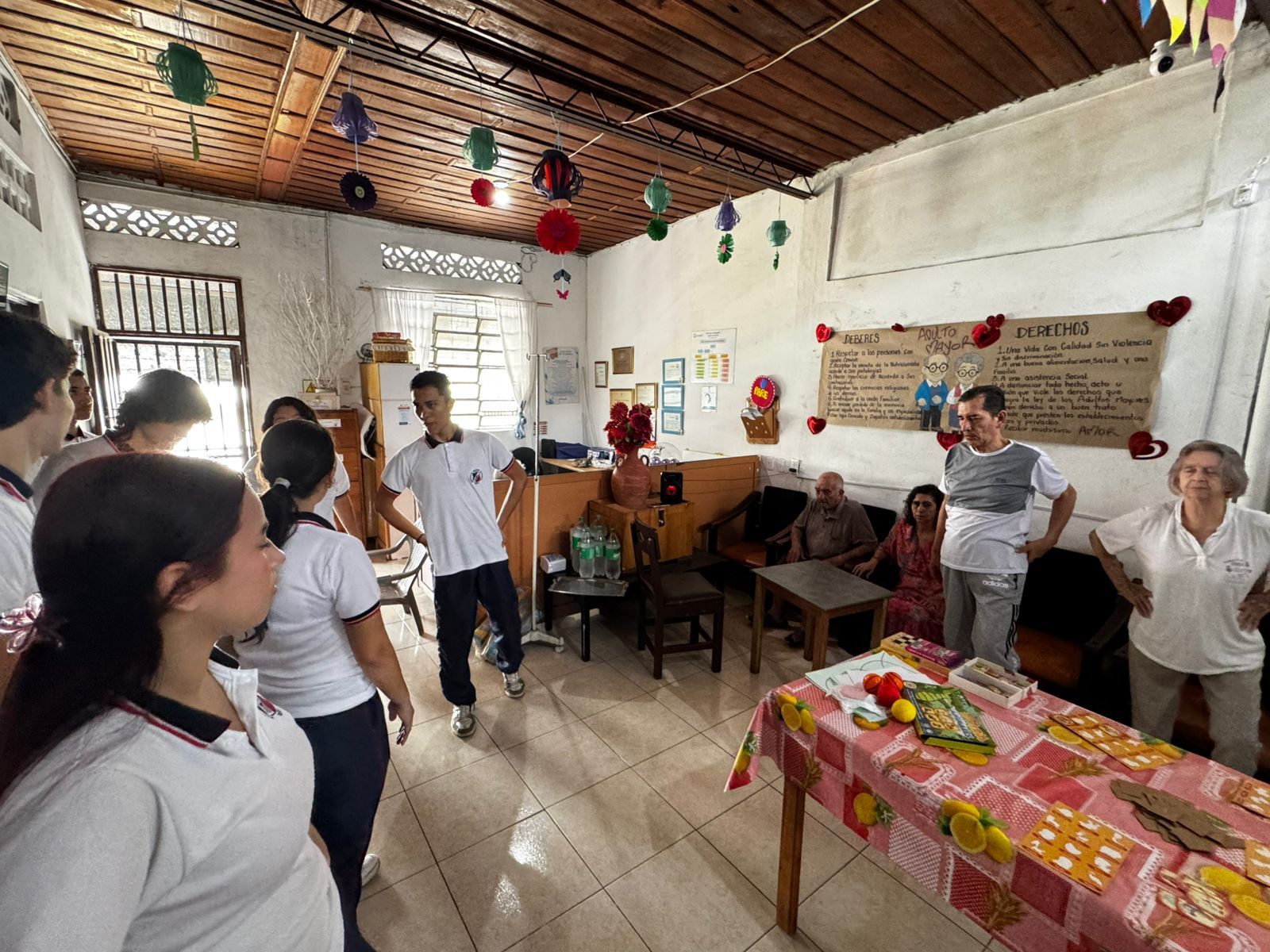 Servicio Social IDESISTA: Jóvenes que Transforman su Comunidad con Amor y Compromiso - Imagen 2